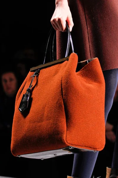Look 63